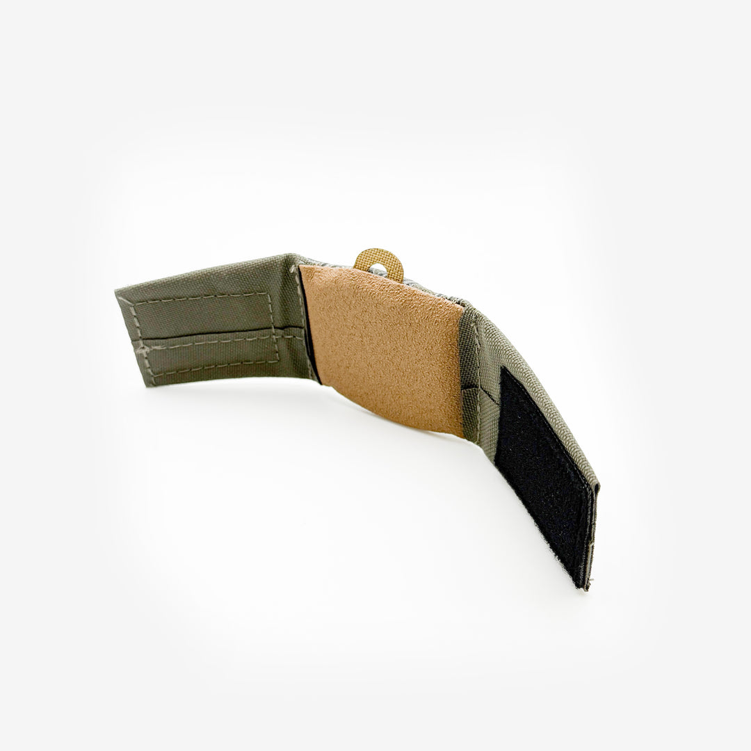 READY-MAG
